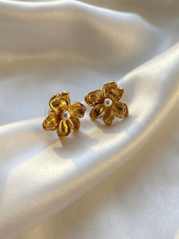Flora Perola Earring